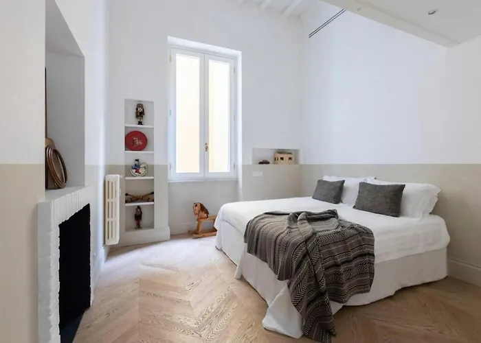 Casa Luce, A Burghesius *